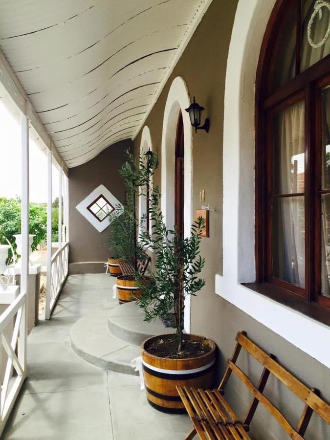Lord Carnarvon Guesthouse Exterior foto